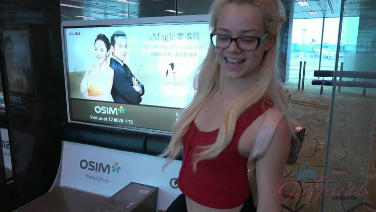 Elsa lets you creampie her in Malaysia