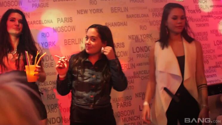 Orgy sluts take turns with man meat to get the biggest bang 