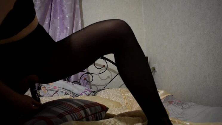 Lonely girl 18 years old masturbates in pantyhose