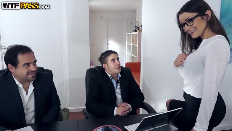 Pablo, Juan & Xavi: Wild DP Orgasm with Brunette in the Office