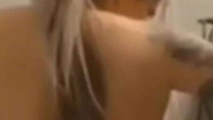 Top Senton Moves by Cintia Cossio