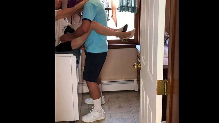Amateur MILF in Stockings & Heels Fucks Young Neighbor