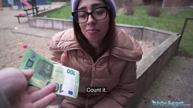 Public Agent Ale Danger Showcases Deepthroat Skills with Massive Rod Outdoors