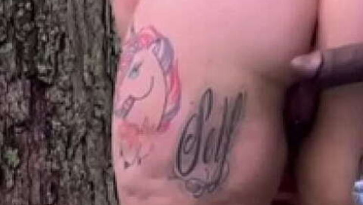 Experience the Thrill Outdoors: Cumshot Fun with Loaded Fux & Kaylee Miller