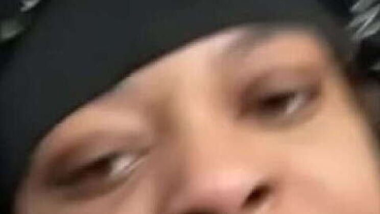 Suckable Dick Lips and Large Breasts