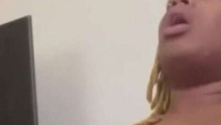 Teen MILF Anais Almost Caught Masturbating: Shaved Pussy Orgasm