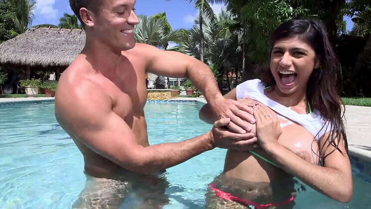 Mia Khalifa & Sean Lawless: Intense Action by the Pool