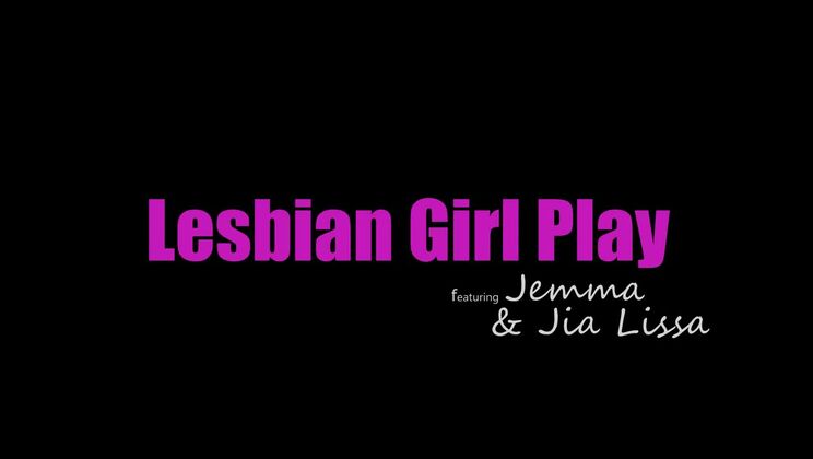 Lesbian Girl Play - S17:E6