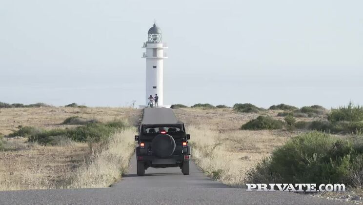 Anita Bellini and Eveline Dellai Have Interracial Threeway