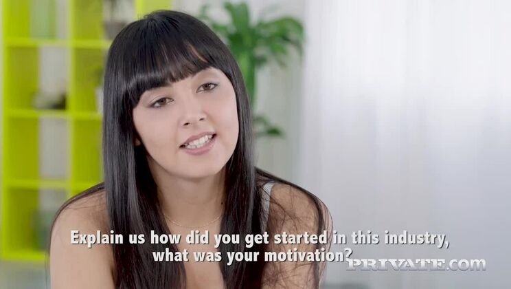 Alba de Silva debuts in Private with her first interracial