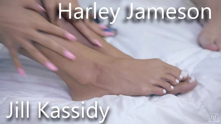 Candy Kisses - S24:E14