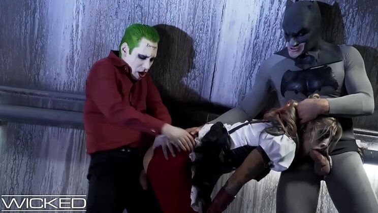 Suicide Squad XXX Parody: Harley Quinn Takes Big Dick in Anal & Double Blowjob
