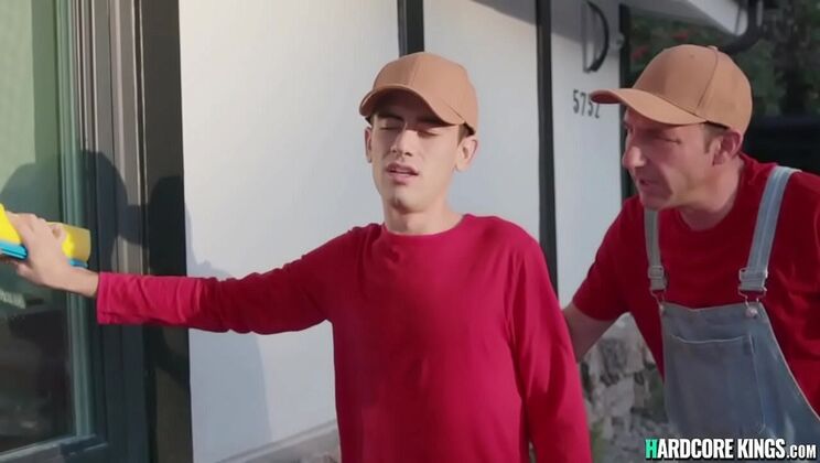 Big Tits MILF Ryan Keely Gets Fucked Hard by Young Stud