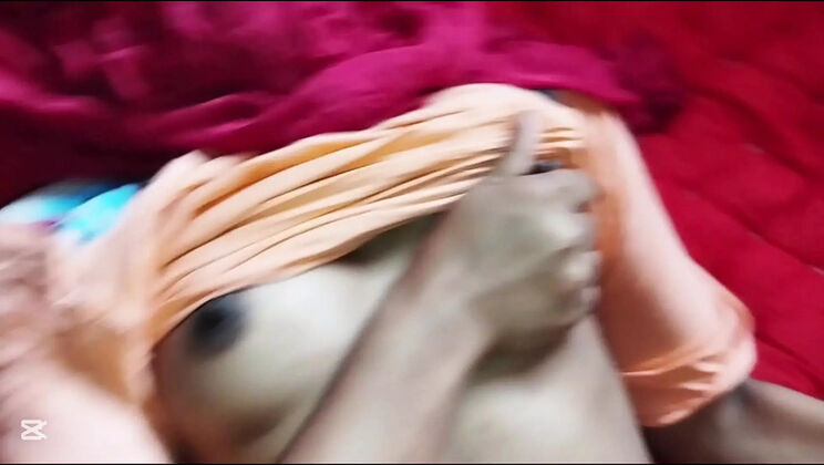 Desi First Time Tight Pussy Fuck - Indian Girl Hardcore Sex in HD
