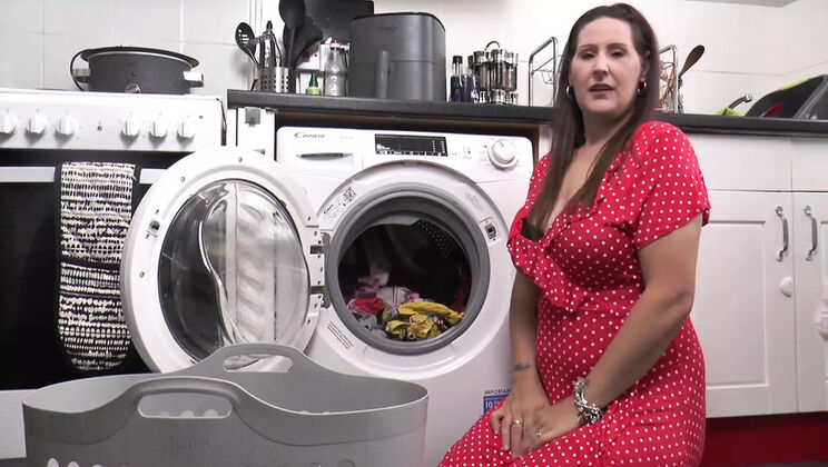 Naughty British Stepmom Naasha Love Sucks and Fucks Hard in Bathroom POV