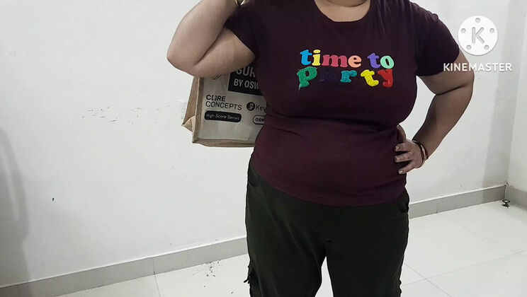 Desi Couple Hot Romance - Hindi Audio HD