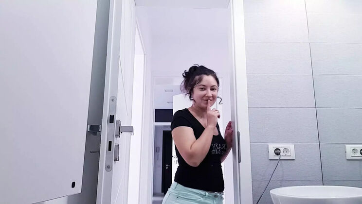 NayanTeen sweet girl plays with her tight pussy and begs for dick