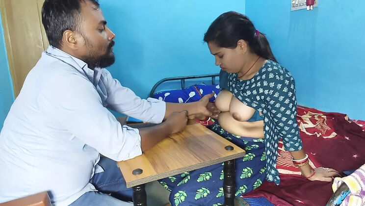 Sexy Indian bhabhi Sona sucks big boobs & gets fingered by boyfriend - Desi homemade sex