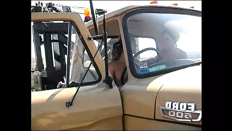 Public Shame Street - Episode 2 - Amateur Blowjob & Big Cock Vintage HD