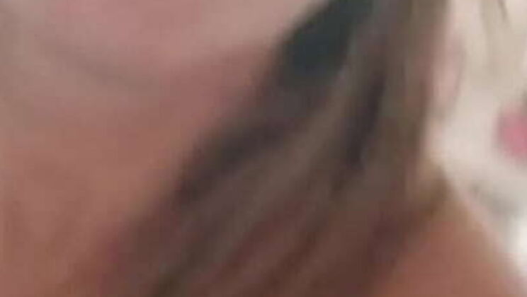 Amateur Teen Selfie - Real Female Orgasm at 7:30 - Homemade Cowgirl Riding