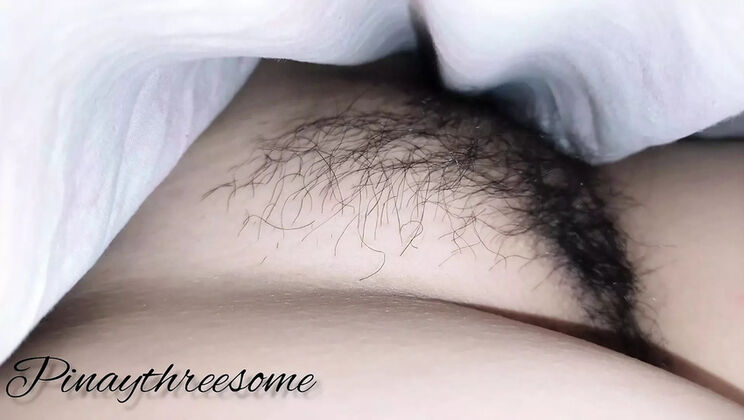Filipina Desi hairy pussy close-up check before sex - Naanya hot homemade video