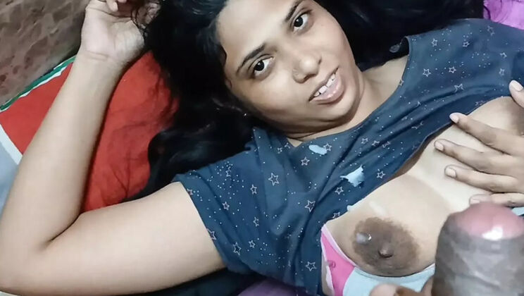 First Time Homemade Sex - Newly Married Indian Couple Fucking Hard