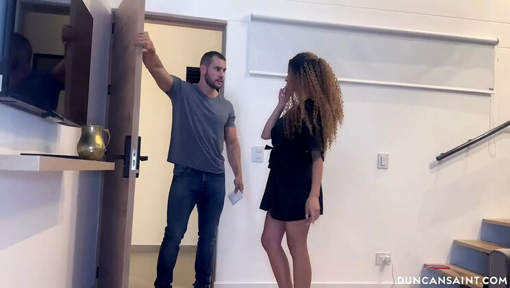 Hot Latina Yenifer Chacon Gets Dick Delivery Service From Duncan Saint