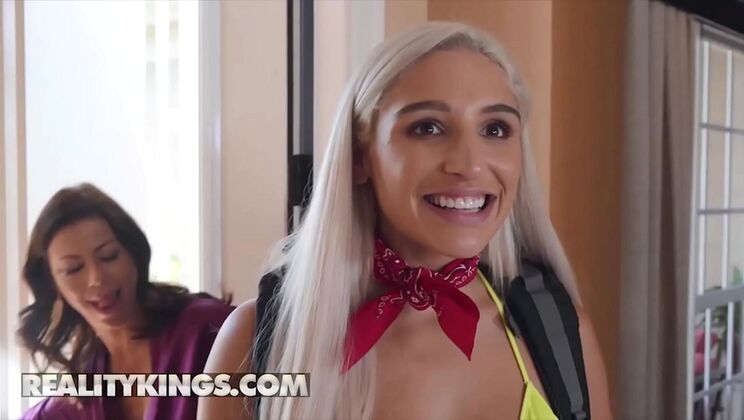 Hot MILF Alexis Fawx Shares Hubby with Thicc Latina Abella Danger - Reality Kings Threesome