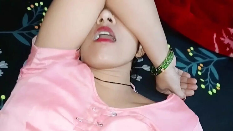 Indian Desi Newly Married Girl Janvibhabhii Gets Her Pink Pussy Licked and Sucked by Boyfriend - Hot Homemade Fucking Video