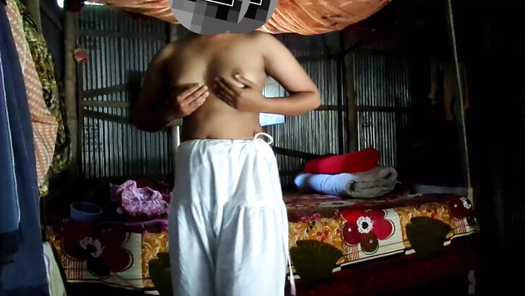 Bangla Village Girl 2025: Amateur Teen Shows Boobs & Pussy - Homemade Desi Masturbation