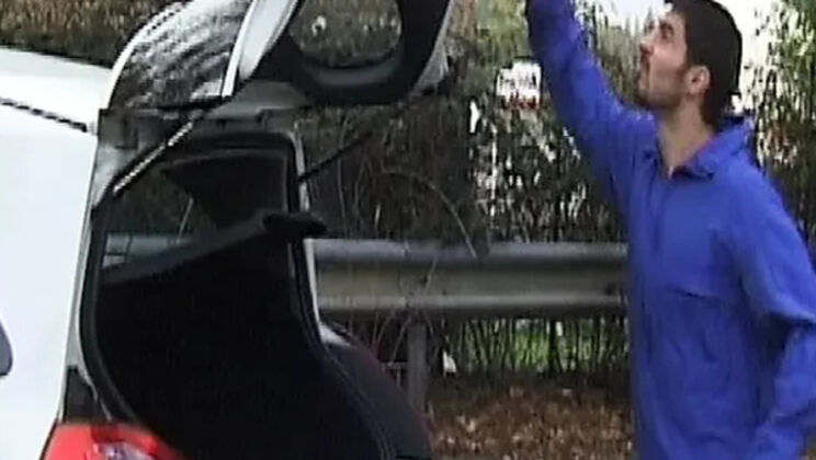 French amateur babe gets nasty anal with big dick in retro movie