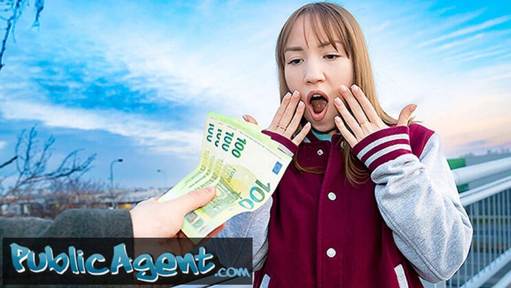 Public Agent Kate Quinn - Hot Brunette Dances Nude in Public Before Hard Fuck