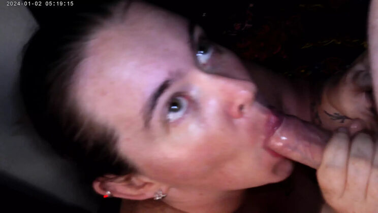 German MILF with Big Natural Tits Gives Deepthroat Blowjob and Swallows Cum in Morning