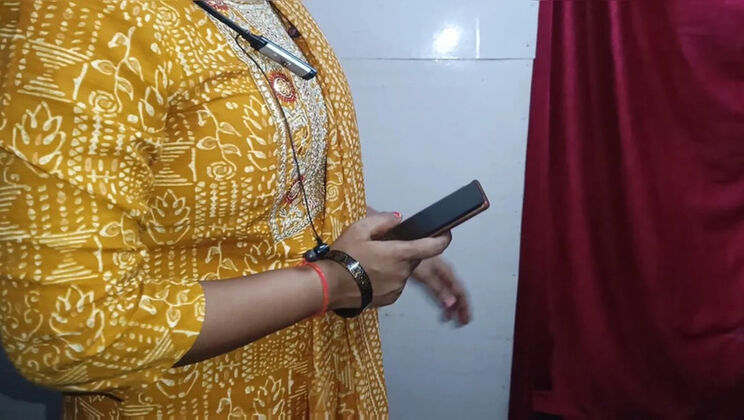 Bhabhi and Devar Hot Sex - Indian Aunty Cheating with Brother-in-Law in Village