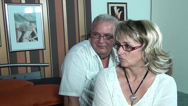 German Mature Threesome with Big Dick Sharing and Hot Amateur Ladies