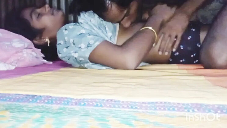 Desi Village Wife Blowjob and Handjob with Husband - Hot Indian Couple Sex