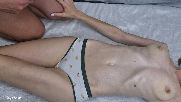 Step Sister Anal Massage - Toytest Makes Her Moan & Take It In The Ass