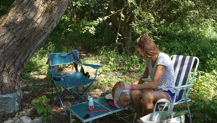 Laura Quest Outdoor Blowjob & Fucking in Tent - Amateur Camping Adventure