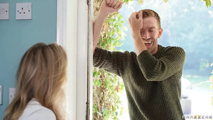 Bonnie Blue Gets Fucked Hard by Danny D Big Cock