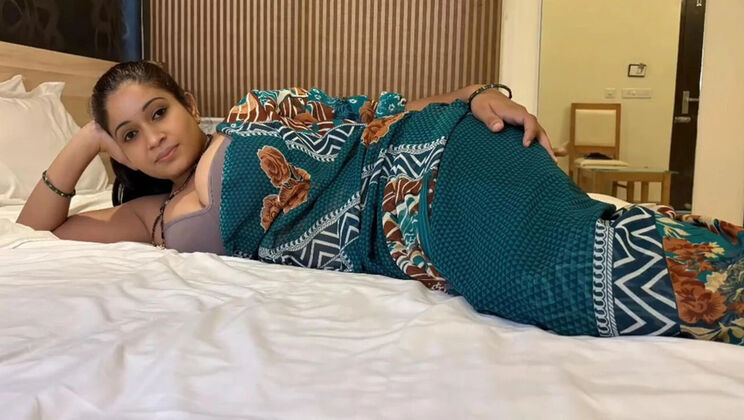 Desi Old Sasur Ji Flirts With Newly Married Bahu, Sucks His Big Cock and Fucks Her Hard Doggy Style