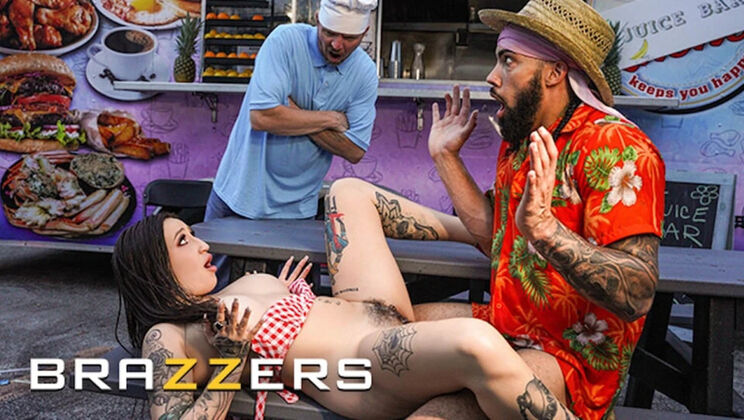 Anna Chambers Naughty Food Truck Fuck with James Angel - Big Tits Blowjob Public Sex