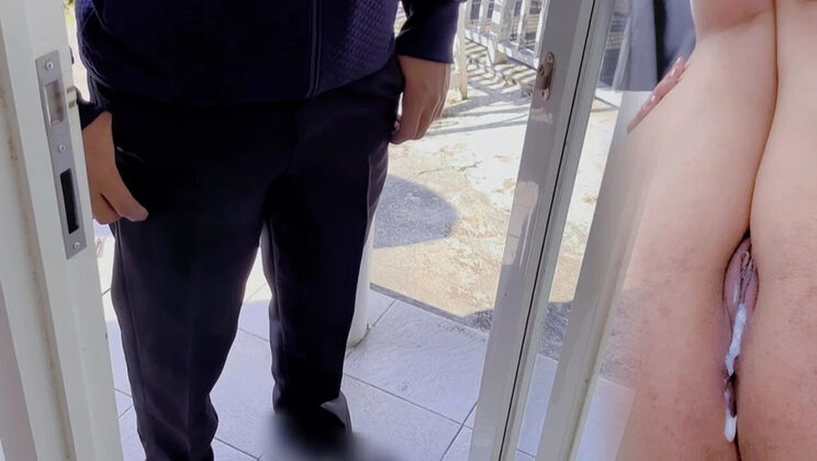 Indonesian Amateur Waitress Forced To Pay Debt With Sex - Nadalyne & Guy Hyper Cumshot