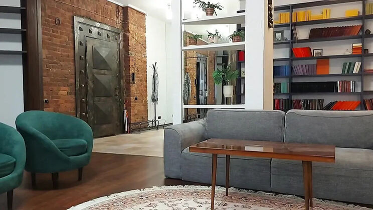 Amateur MILF GinnaGg Pisses in White Jeans - Behind the Scenes Wet & Messy Solo