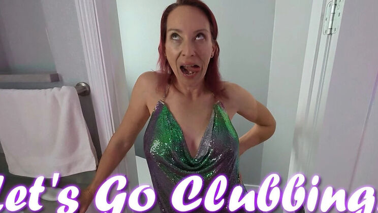 MILF Stella Takes Risky Bareback Fuck in Club Bathroom - Big Dick Creampie