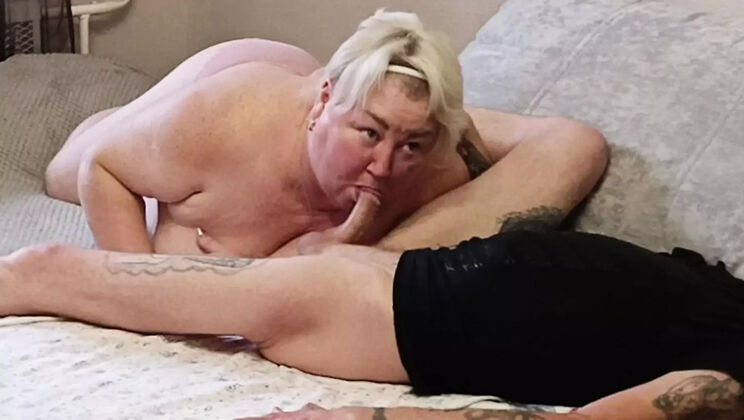 Neighbour MILF Zona901 Surprise Deep Throat Blowjob Cum In Mouth Swallow