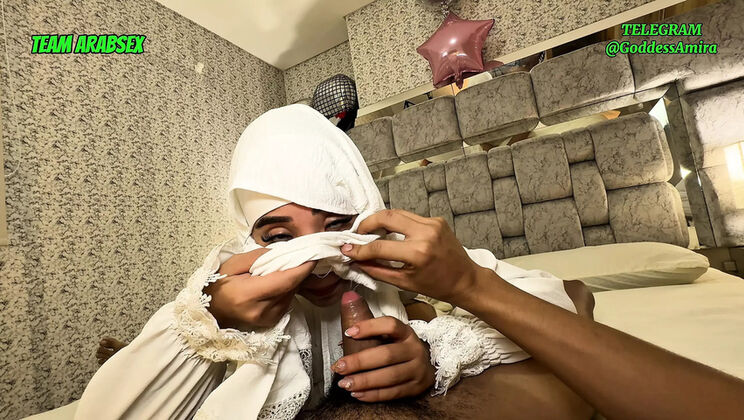 Homemade Arab Teen Teacher Fucks Husband - Sweet Egyptian Chick Moans Loud