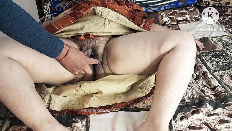 Indian Bhabhi Anal Fuck in Hindi Audio - Desi Brother Seduces Sister