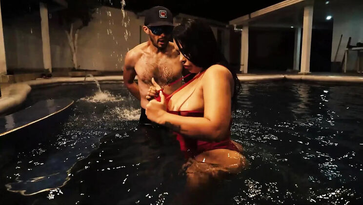 Lalucero's Big Tits and Huge Ass Pay for Swimming Lessons with Wet Cock Ride