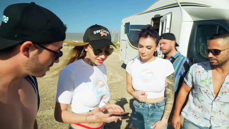 French Group Sex Outdoor - Alex & Queen Hailey Blowjob Handjob Nature Fuck