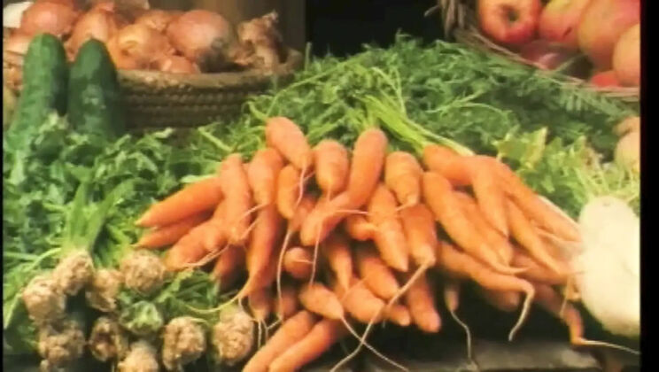 Lesbian Orgasm with Beautiful Carmen - Anita Dark and Venere Bianca in Hot MILF Action